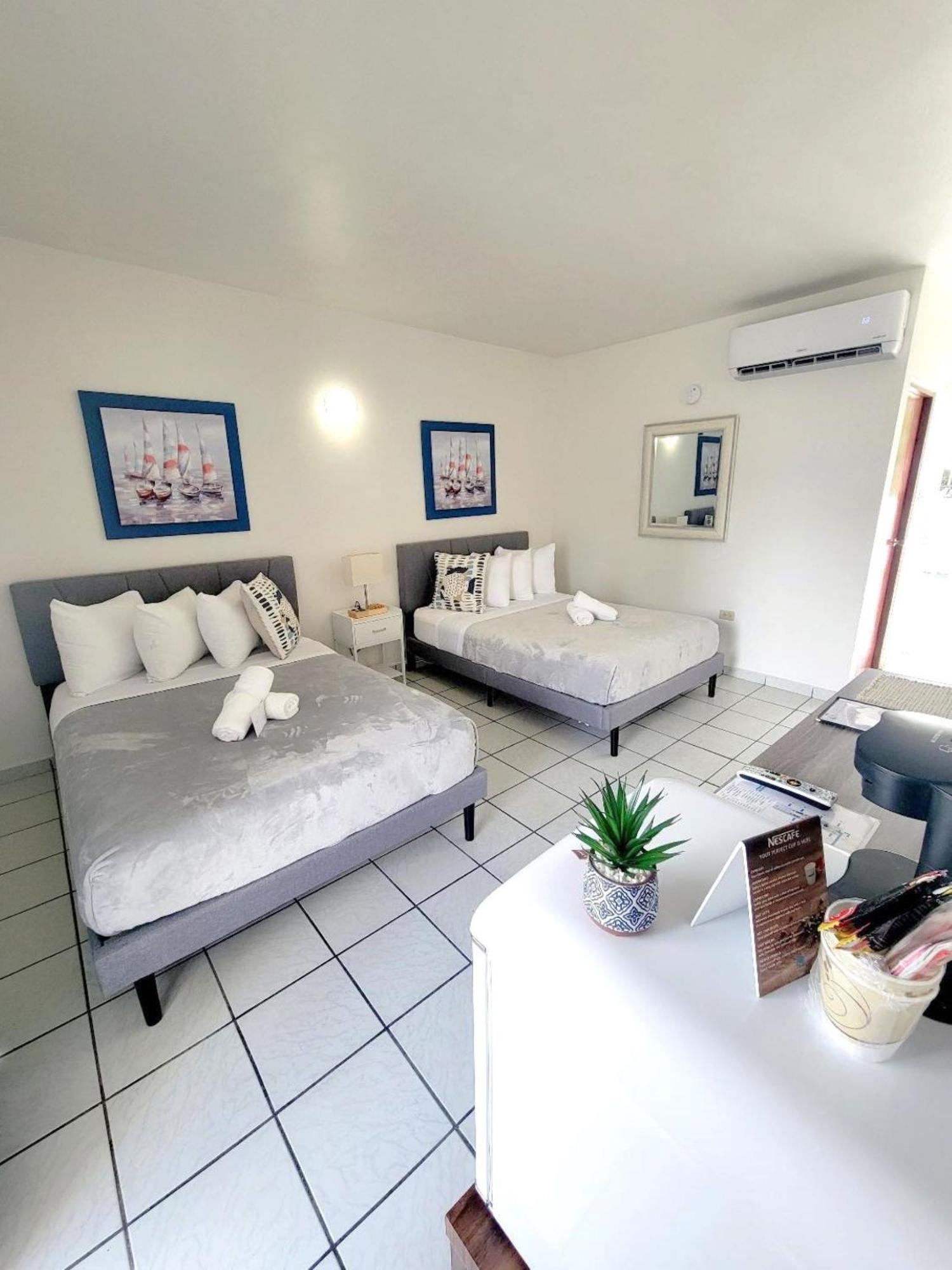 Nautilus By La Jamaca Hotels-Downtown La Parguera Lajas Zewnętrze zdjęcie