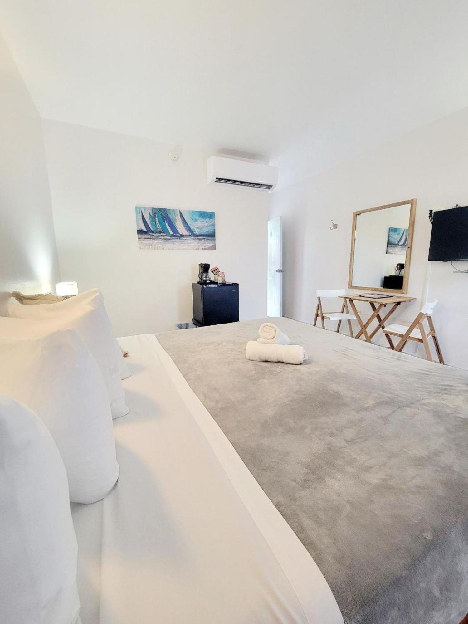 Nautilus By La Jamaca Hotels-Downtown La Parguera Lajas Zewnętrze zdjęcie
